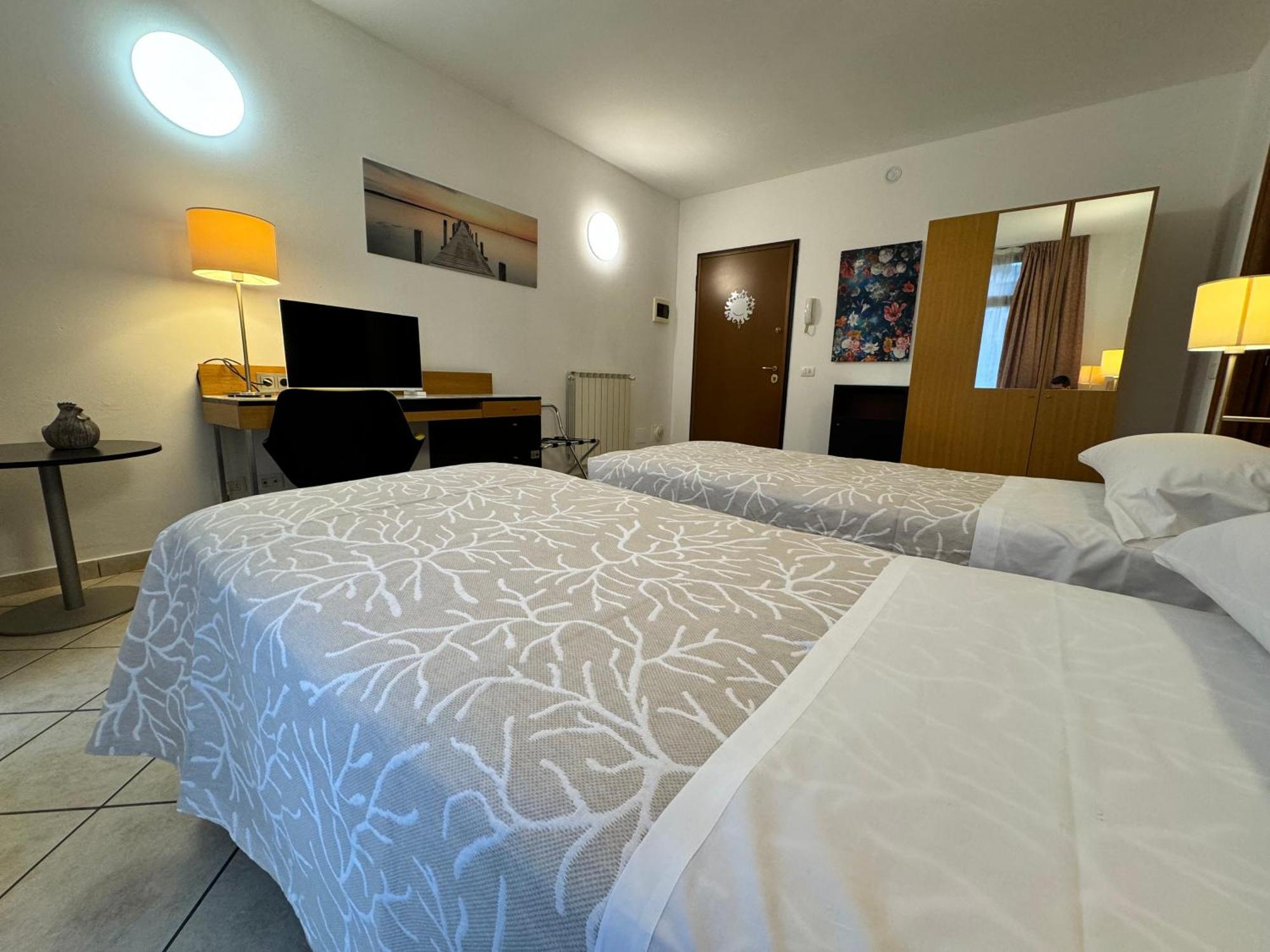 Residence Malpensa ソンマ・ロンバルド エクステリア 写真