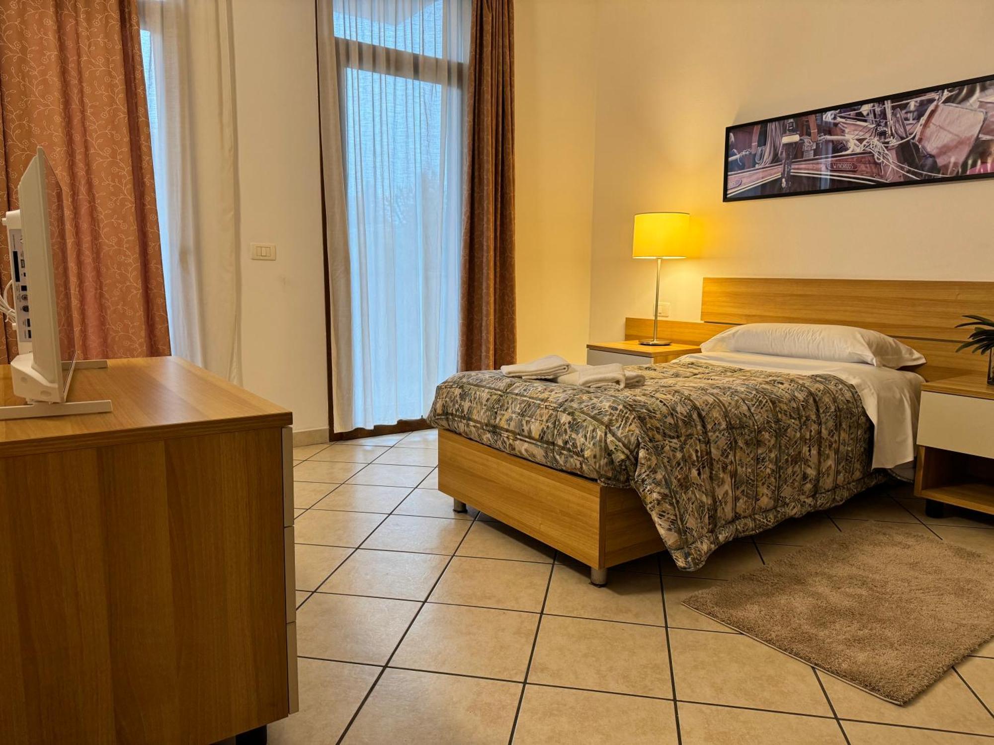 Residence Malpensa ソンマ・ロンバルド エクステリア 写真