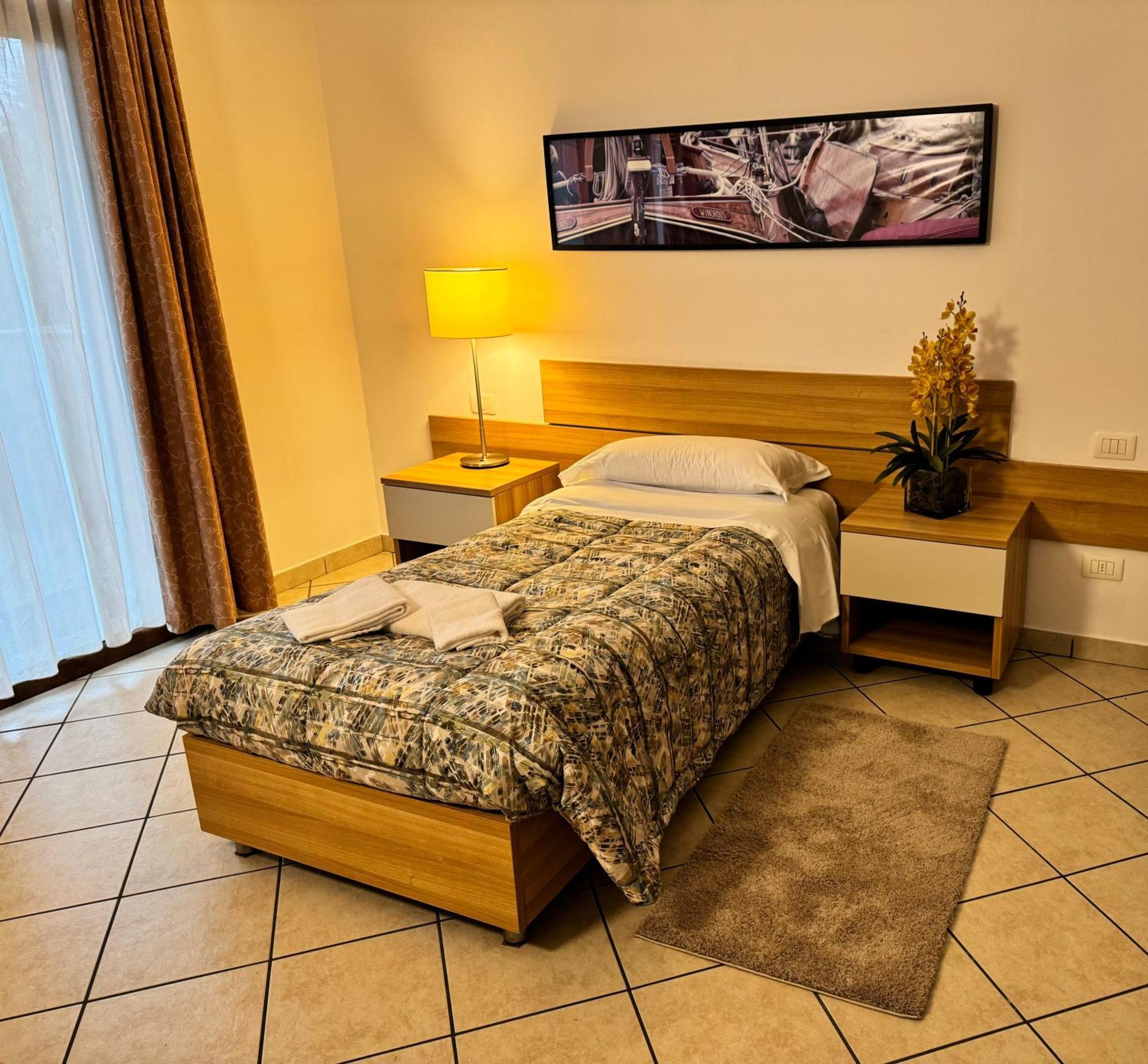 Residence Malpensa ソンマ・ロンバルド エクステリア 写真